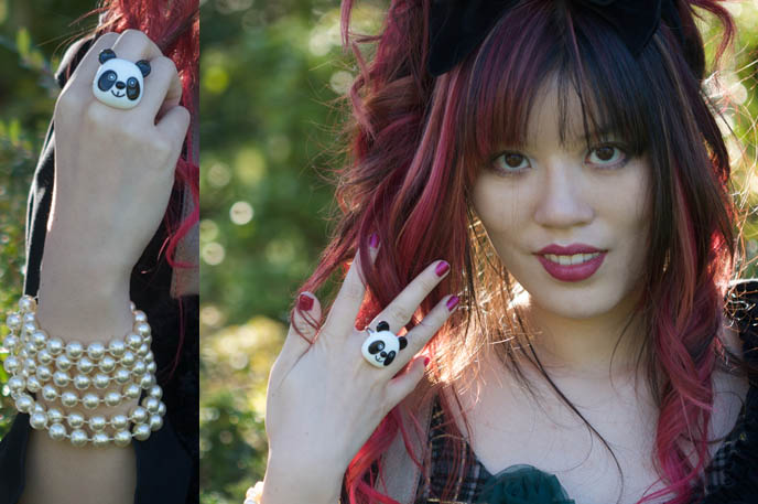 egl lolita meetup, tea party photoshoot in the grass, picnic sweet and classical lolita dresses, PROFESSIONAL LOLITA PHOTO SHOOT, PINK HAIR IN JAPANESE PARK La Carmina, gothic lolita hair, pink hairstyle, rococo marie antoinette updo haircut, Japanese visual kei hair, Harajuku fashion makeup, accessories Victorian, pretty lolita models