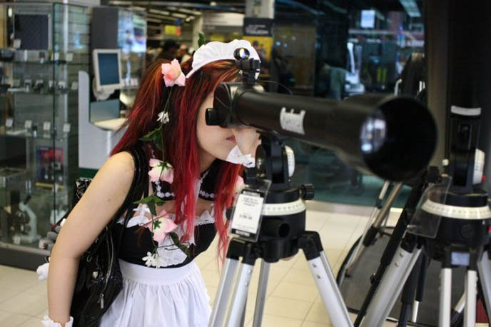 skimpy sexy maid outfit, Halloween hot Asian girl costumes, Japanese maid cafe cosplay uniforms and apron, cute kawaii Japan Chinese model, meido Akihabara fashion, otaku girls, scene queen style and pink hair, New York City J-pop and J-rock events