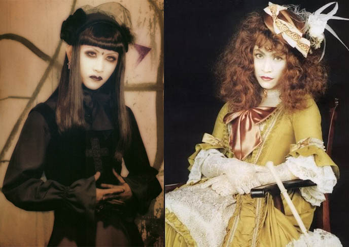 Mana and Yuki of Malice Mizer, Japan concert tour with Kozi, moi dix mois, gothic lolita, moi meme moitie, mana sama photoshoot, japanese men in drag, crossdressing Asian boys, pretty ladyboys, gosurori, gothloli, lolitas dresses, goth Harajuku street style