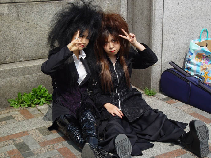 Vampire Girl vs. Frankenstein Girl movie, Naoyuki Tomomatsu and Yoshihiro Nishimura horror b-movie, posters and stills Tokyo Gore Police, Yukie Kawamura, Takumi Saito, bloody Japanese cult cinema, Japan slash films, horror movies