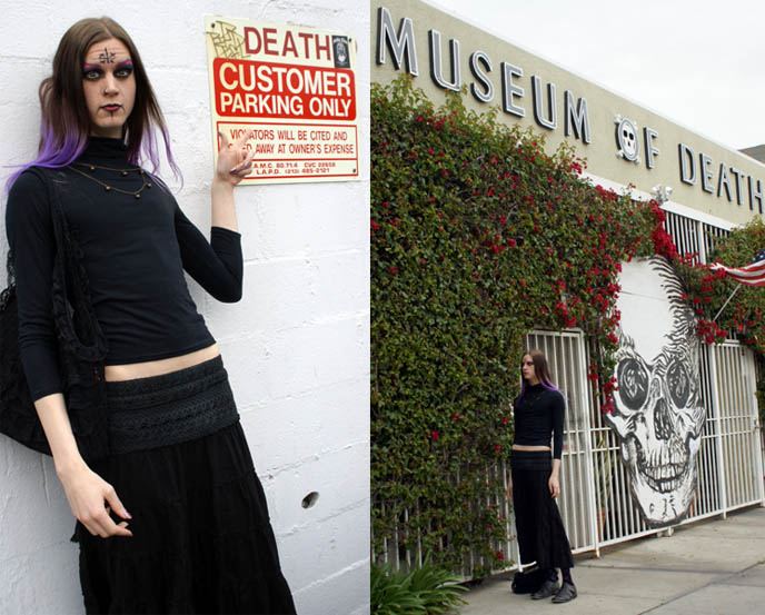 HOLLYWOOD MUSEUM OF DEATH: SERIAL KILLER MEMORABILIA, MORBID MURDERS, DISTURBING EXHIBITION IN LA, unique hollywood california museums, visiting death museum, scary killer makeup, alice cooper lipstick