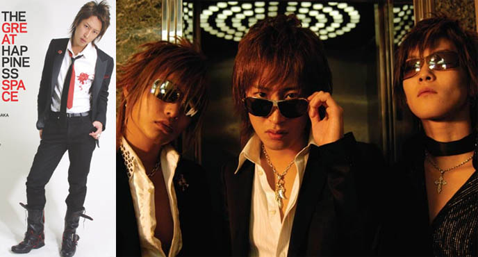 THE GREAT HAPPINESS SPACE, DOCUMENTARY ON OSAKA HOST CLUBS by Jake Clennell, japanese red light district, prostitution soaplands, tale of an Osaka love thief, host club boys movie, dvd video, award winning film Rakkyo Café. The club's owner, Issei, host boys hairstyles japan