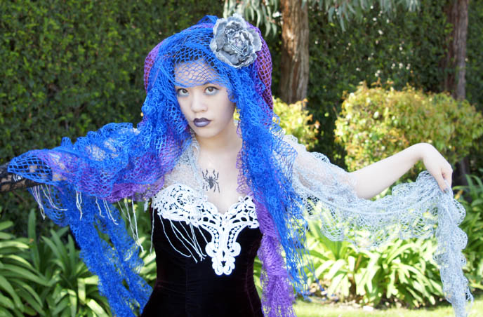 LA CARMINA TRAVEL TV HOSTING ADVENTURES IN JAPAN! TOKYO & OSAKA GOTH LOLITA SHOPS, PARTIES, JPOP TOURISM. andrew zimmern bizarre world host, travel tv show asia, how get show on travel channel, noirland hollywood film noir, movie shoot, bright blue hair, black gothic lipstick