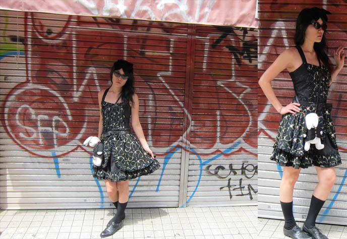 harajuku street snaps, street fashion tokyo japan, gothic lolita, h naoto and innocent world brand dresses, where to buy lolita clothes online, cheap lolita fashion accessories, closet child, takeshita doori.