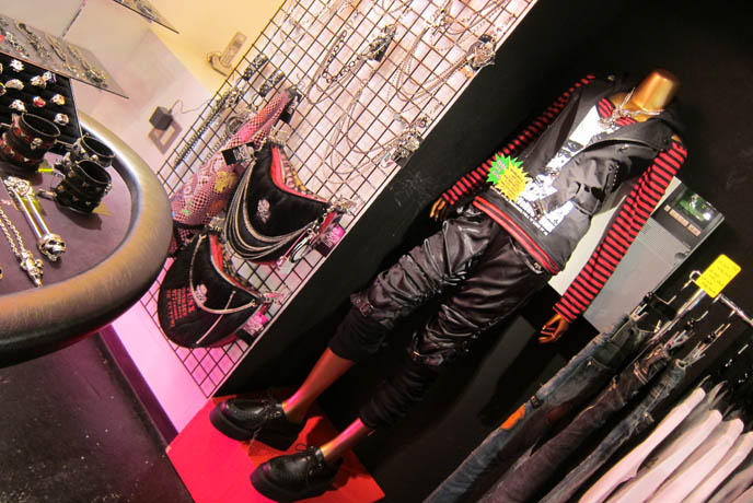 SEX POT REVENGE HARAJUKU, BUY PUNK CLOTHING JAPAN. Male rock jrock clothes, boutiques, sexpot fashion girls, sexy alternative models, HANGRY & ANGRY H.NAOTO POP UP STORE, STUDIO ALTA. cute kawaii cats brand mascots, japanese gal gyaru shops, shinjuku tokyo