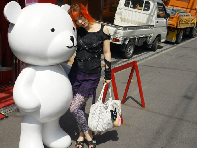 LOLITA PUNK SHOPPING GUIDE. SHINSAIBASHI BEST GOTH LOLI ALTERNATIVE