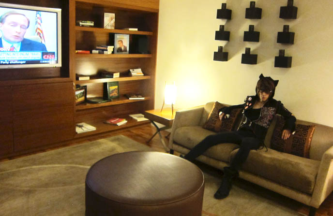 BEST LOS ANGELES BOUTIQUE HOTELS, ORLANDO HOTEL IN WEST HOLLYWOOD. LUXURY ROOMS BY BEVERLY HILLS, LA. TRENDY la hotels, cool hip hotel room photos, California Lodging & Accommodations, quality high class 5 star Hotels, Resorts, and Vacation Packages, Best deal hotels, special rates, coupon code, 4 star hotel rooms in la, la carmina sebastiano serafini セバスティアーノ セラフィニー luca student nihonjin no shiranai nihongo日本人の知らない日本語