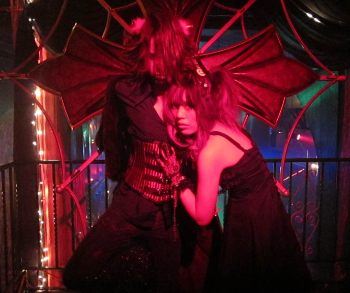 LA GOTH PARTIES: BAR SINISTER HOLLYWOOD, NEW YEAR'S DAY EVENT. BEST JAPANESE PARTY HOSTS EVER. seba dnr, セバスティアーノ セラフィニー luca student nihonjin no shiranai nihongo日本人の知らない日本語 gothic industrial nightlife los angeles, california industrial music bands, concerts
