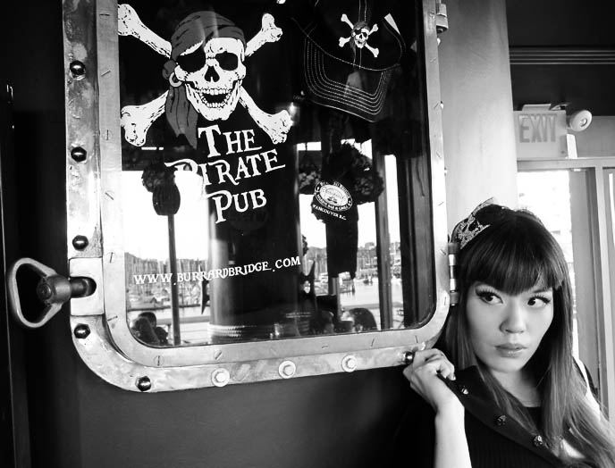 pirate pub, burrard bridge bar and grill, pirate themed restaurant, costumes, skull crossbones flag, headband, pirate booty tattoo, underwear, goth electro fashion, style bloggers, lookbook, japanese fishnets tights, asian girls, ship sailor girls, pirate code, talk like a pirate day, smoky eyeshadow, how to do smokey eyes