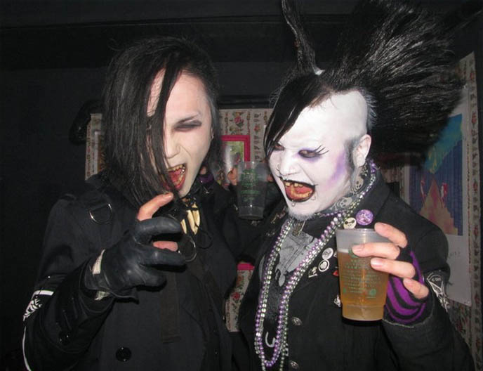 tokyo goth punk parties.